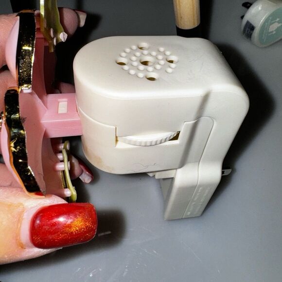 Wallflower Oil Plug In - Picture 2 of 3